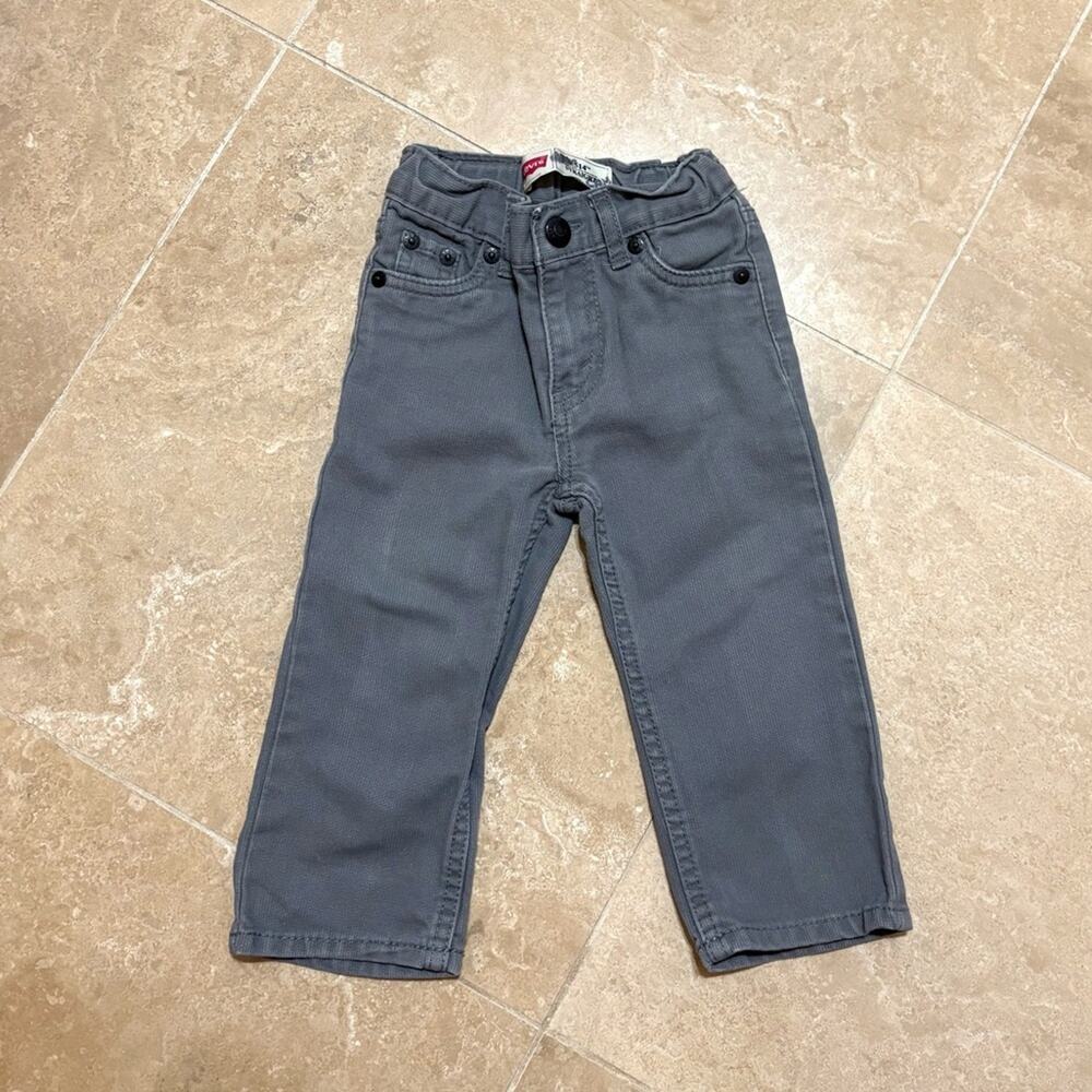 Grey Levi’s